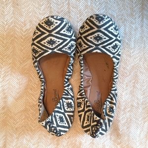Lucky Brand Boho/SW Flats